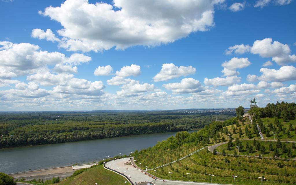 Hilton Garden Inn Ufa Riverside Esterno foto